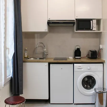 Beautiful Family Studio In The 13th Apartment